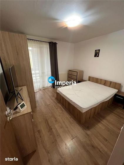 Apartament cu 3 camere decomandat în Rediu