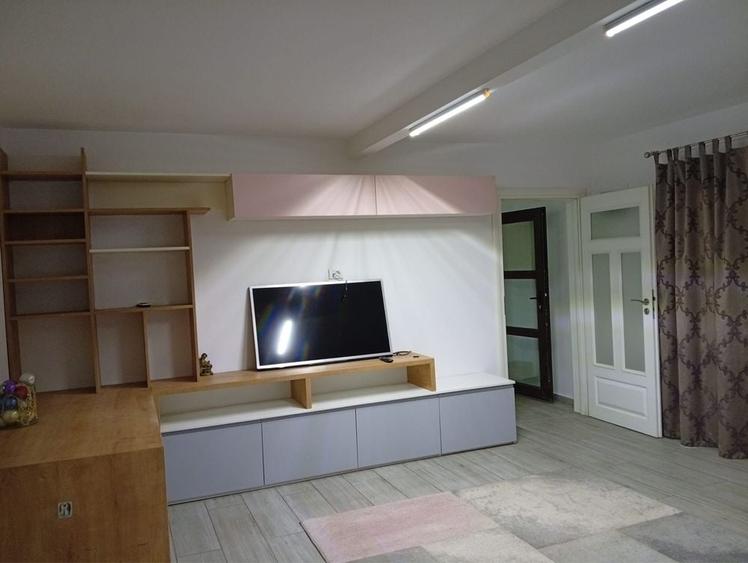 Casă cu 3 camere în Tunari