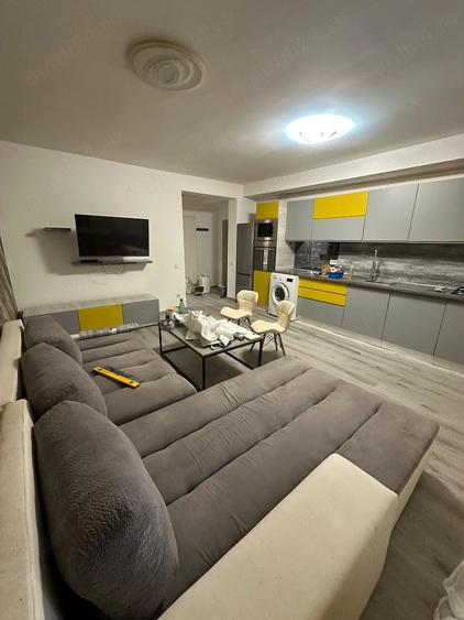 Apartament cu 2 camere decomandat în Florești