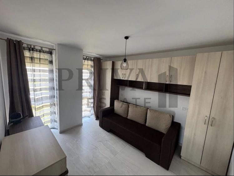 Apartament cu 3 camere, mobilat în Soarelui