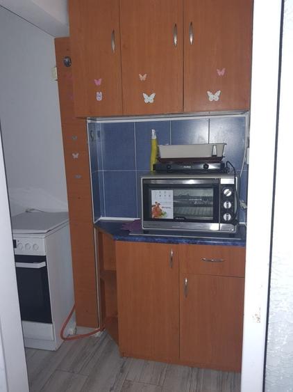 Garsonieră semidecomandată în Micro 19