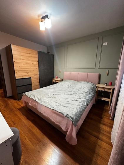 Apartament cu 2 camere decomandat în Păcii