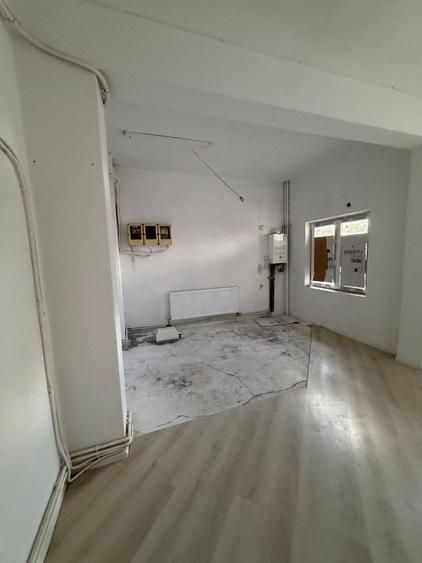 Spațiu comercial, de 153 mp, în Central