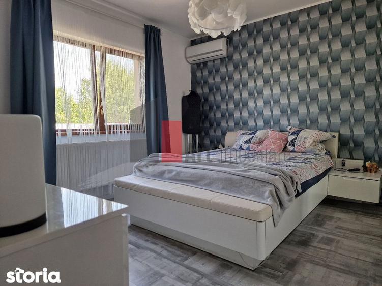 Casă cu 3 camere cu Canalizare în Central