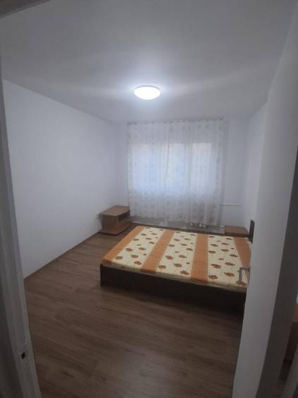 Apartament cu 2 camere decomandat în Ostroveni