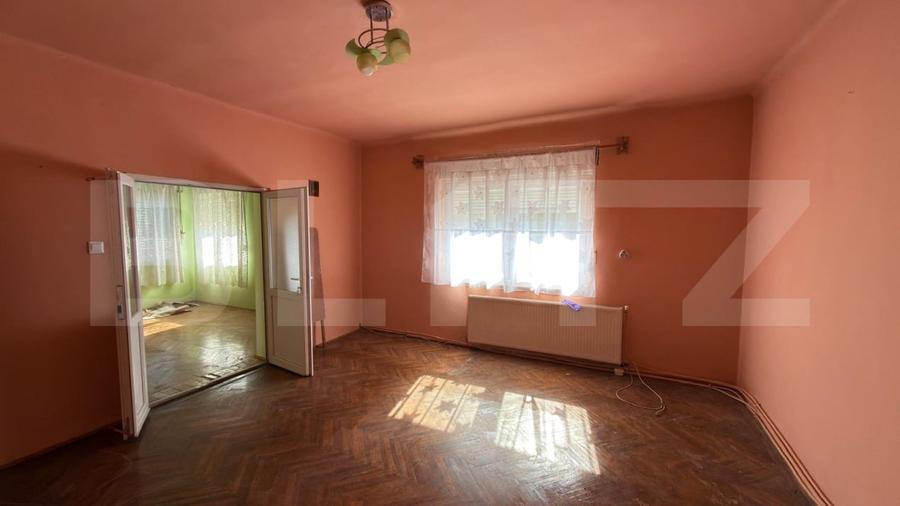 Casă individuală cu 4 camere cu Canalizare în Aurel Vlaicu