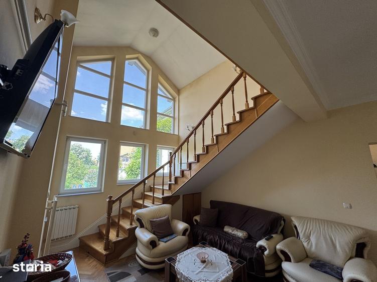 Casă cu 5 camere cu Teren 400 Mp în Titulescu