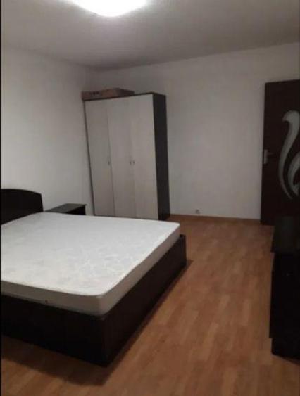 Garsonieră decomandată, mobilată în Nicolina