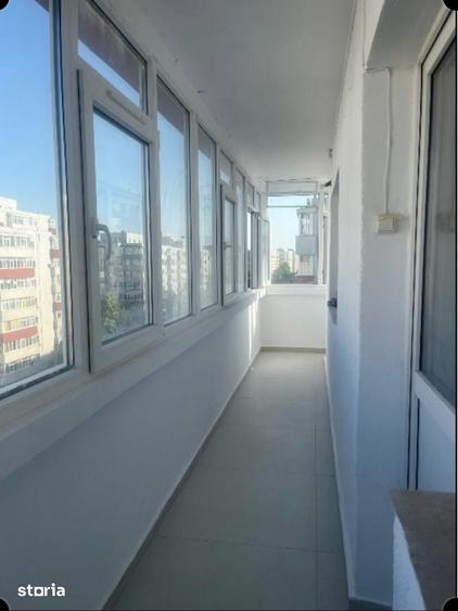 Apartament cu 3 camere semidecomandat în Dămăroaia