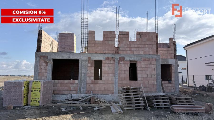 Duplex cu 5 camere cu Teren 308 Mp în Moșnița Nouă