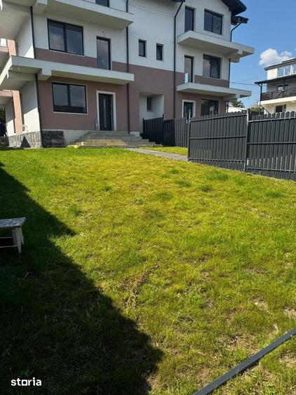 Casă cu 5 camere cu Teren 234 Mp în Central