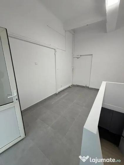 Casă cu 6 camere cu Teren 160 Mp în Central