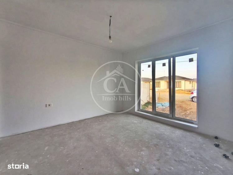 Casă cu 4 camere decomandat cu Teren 545 Mp în Sântandrei