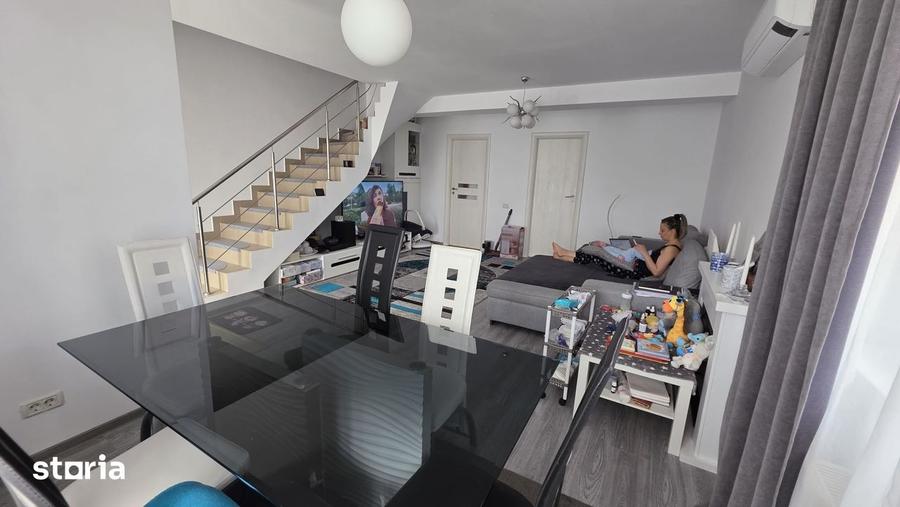 Casă cu 5 camere cu Teren 250 Mp în Central