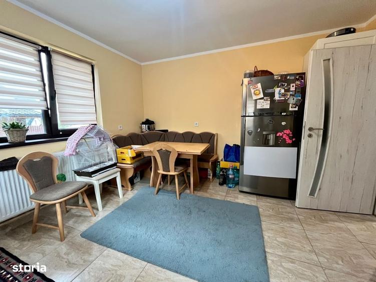 Casă cu 4 camere în Miroslava