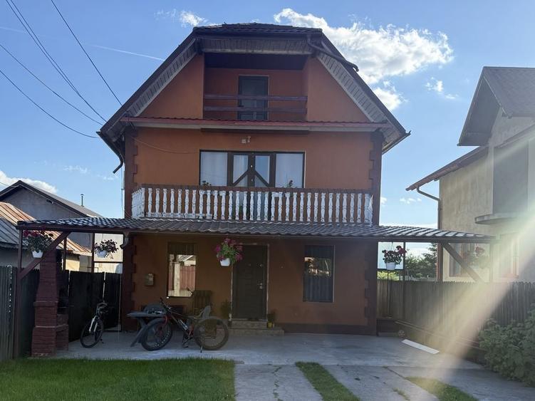 Casă cu 4 camere în Bucov