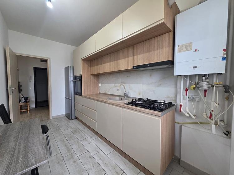 Apartament cu 2 camere decomandat în Lacul Morii