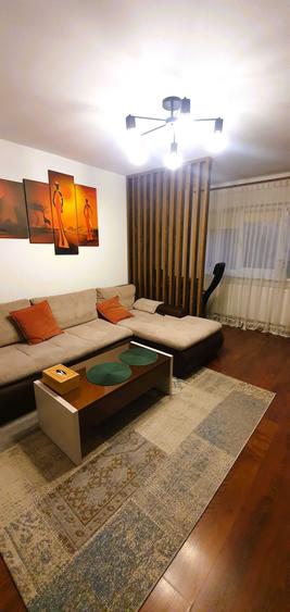 Apartament cu 3 camere decomandat în Lăpuș Argeș