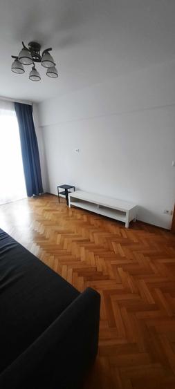 Apartament cu 2 camere decomandat în Magheru