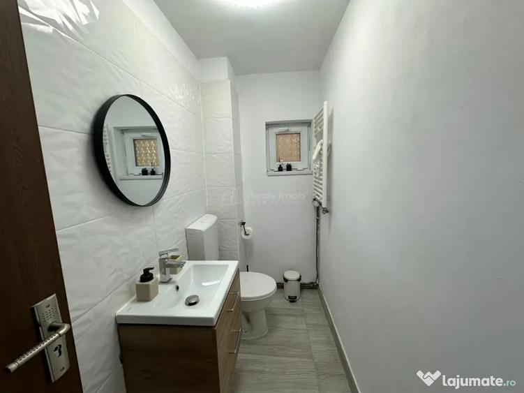 Apartament cu 3 camere decomandat, mobilat în Central