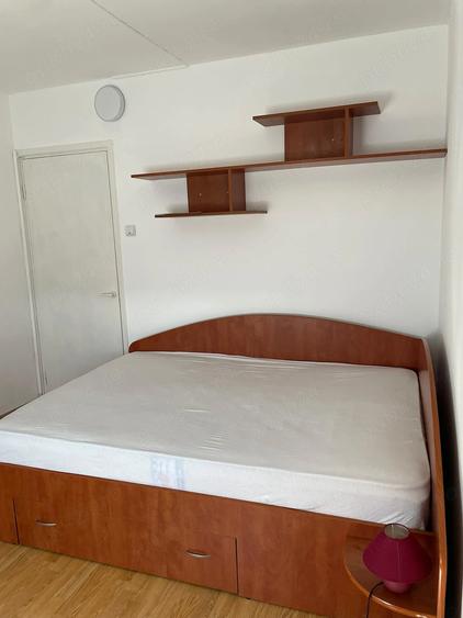 Apartament cu 3 camere decomandat în Giulești