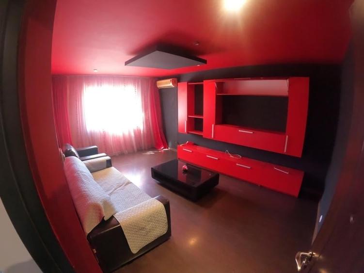 Doua camere decomandat, renovat, etaj 2/4, complet mobilat - 7