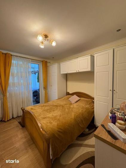 Apartament cu 3 camere decomandat în Săsar