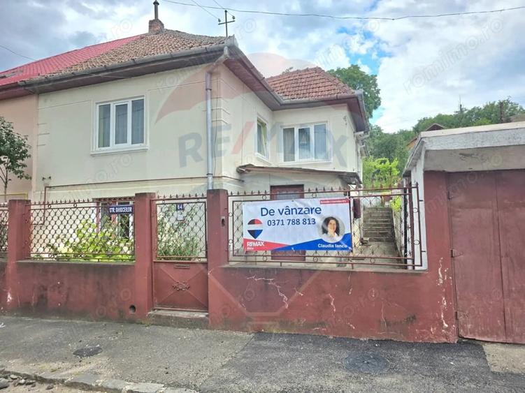 Casă cu 3 camere cu Teren 250 Mp în Sud