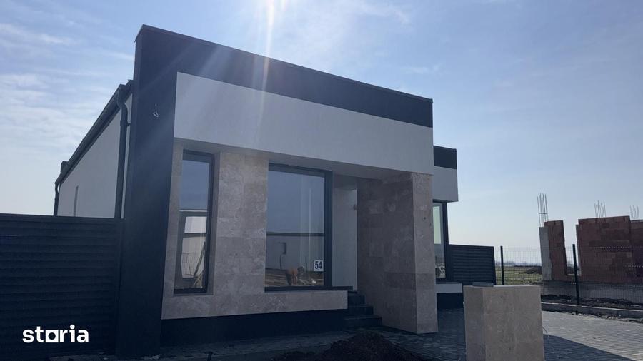 Casă cu 3 camere cu Teren 348 Mp în Berceni