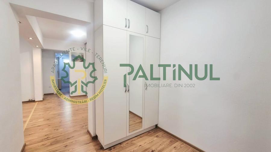 Apartament cu 3 camere semidecomandat, mobilat în Terezian