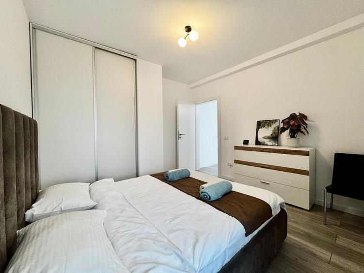 Apartament cu 2 camere semidecomandat, mobilat în Torontalului