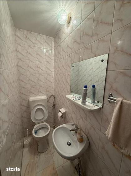 Apartament cu 3 camere decomandat în Rahova
