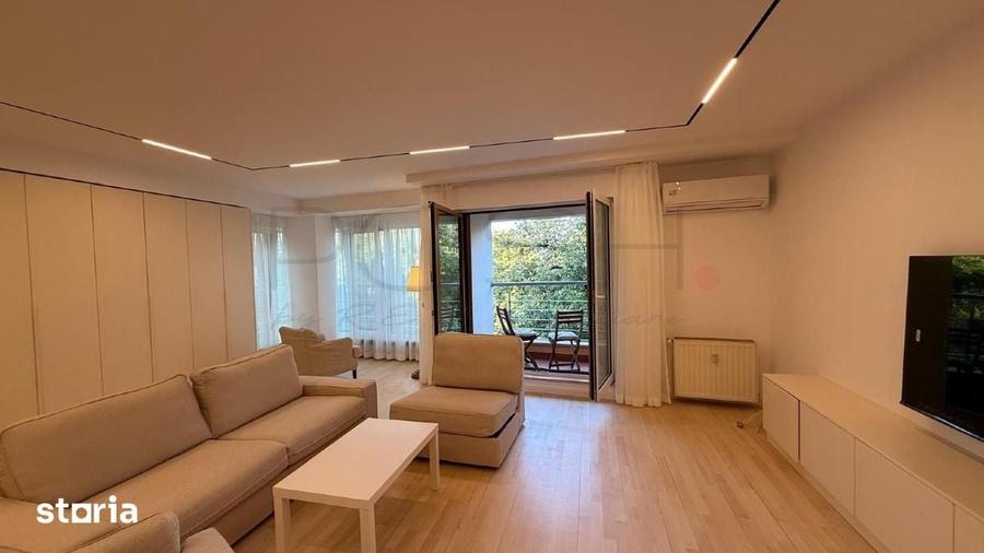 Apartament cu 3 camere în Aviatorilor