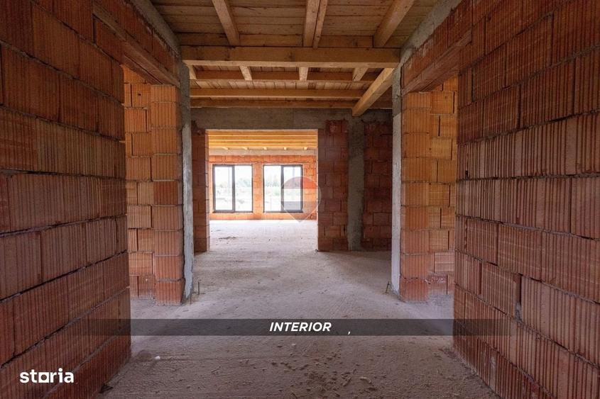 Casă cu 3 camere în Săbișa