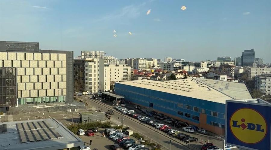 Apartament cu 2 camere decomandat, mobilat în Aviatorilor