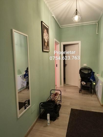 Apartament cu 3 camere semidecomandat în Titan