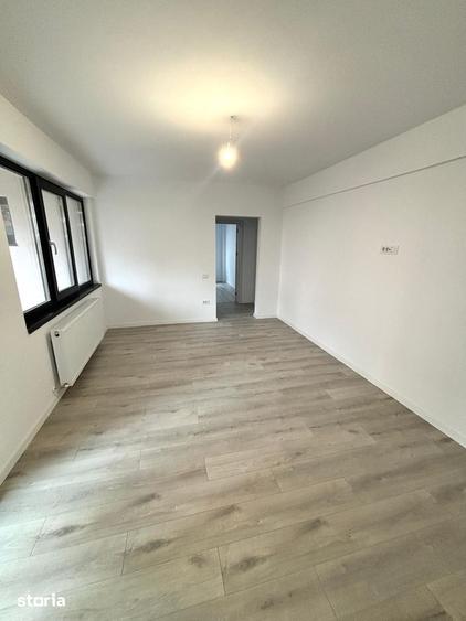 Apartament cu 3 camere în Păcurari