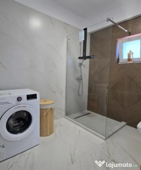 Apartament cu 2 camere decomandat în Kamsas