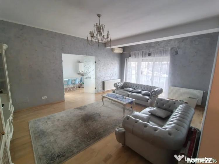 Apartament cu 3 camere semidecomandat în Ultracentral