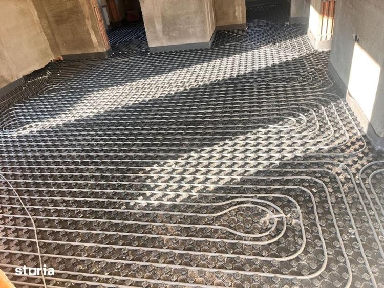 Casă cu 4 camere cu Teren 5 Mp în Central