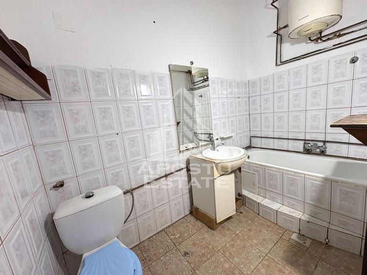 Apartament cu 3 camere semidecomandat, mobilat în Odobescu