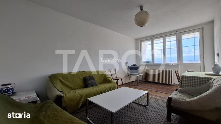 Apartament 3 camere decomandat 65 mp zona Mihai Viteazul