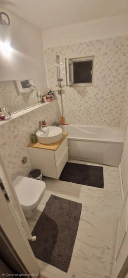 Apartament cu 3 camere decomandat în Bucovina