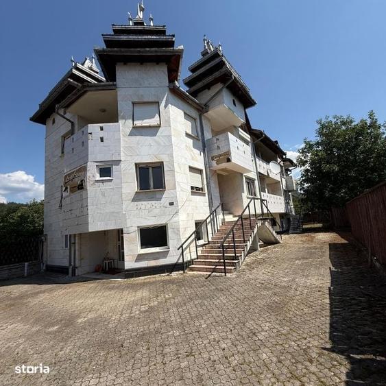 Casă cu 4 camere în Central