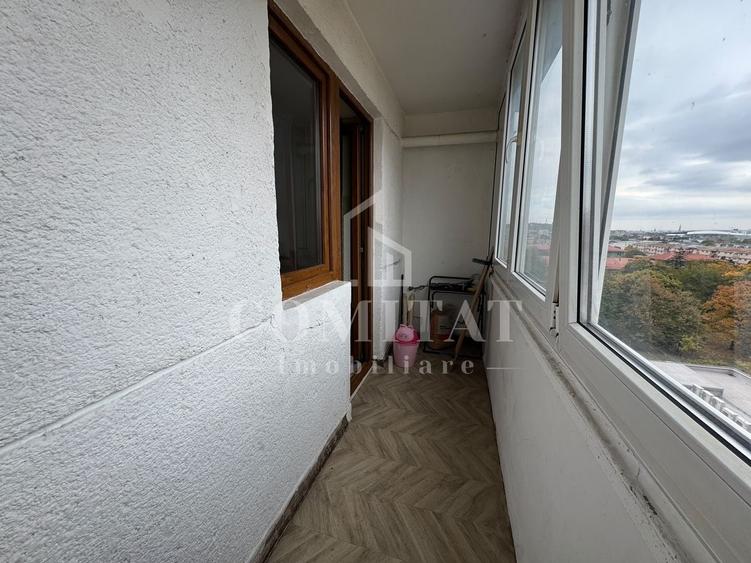 Apartament cu 3 camere semidecomandat, mobilat în Grigorescu