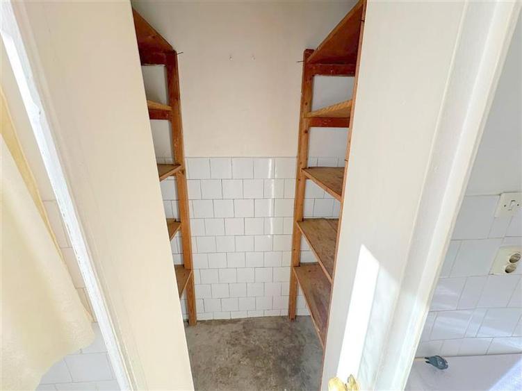 Apartament cu 3 camere semidecomandat în Narcisa