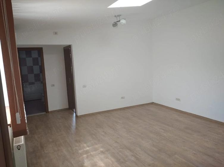 Spațiu comercial, de 54 mp, în Coiciu
