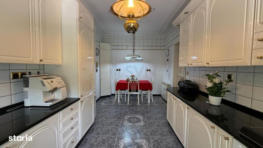 Casă cu 4 camere cu Piscina în Ferme