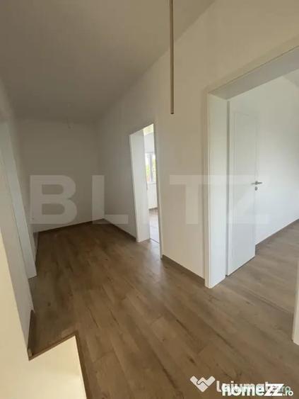 Casă cu 4 camere cu Teren 300 Mp în Ghiroda