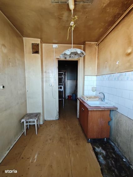 Apartament cu 2 camere decomandat în Exterior Vest